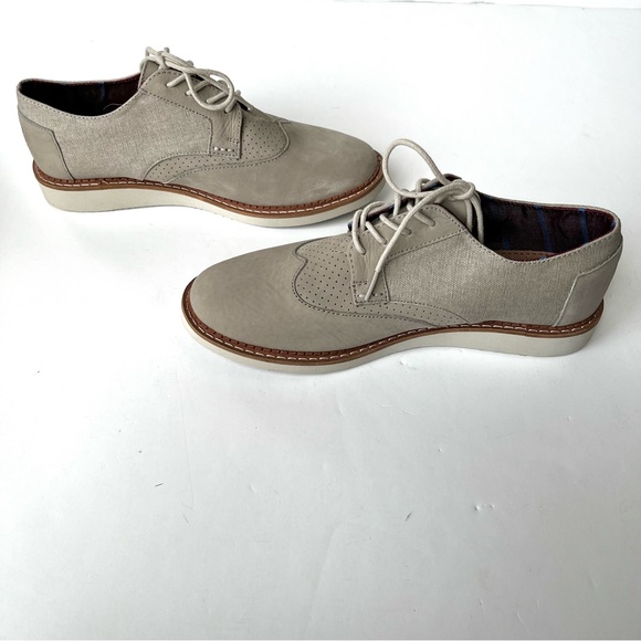 NEW IN BOX Toms Men’s Brogue Leather Shoes in Taupe 8M - Picture 10 of 15